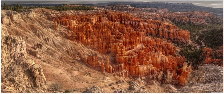 bryce canyon mit felsformationen und farben