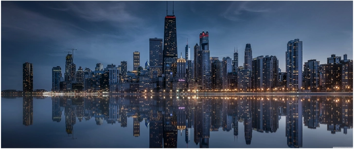 chicago skyline bei abenddaemmerung mit
