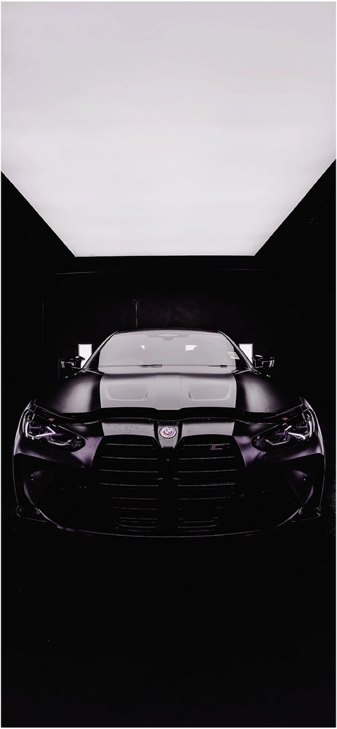 elegantes-auto-in-dunklem-raum-mit-modernem-lichtdesign