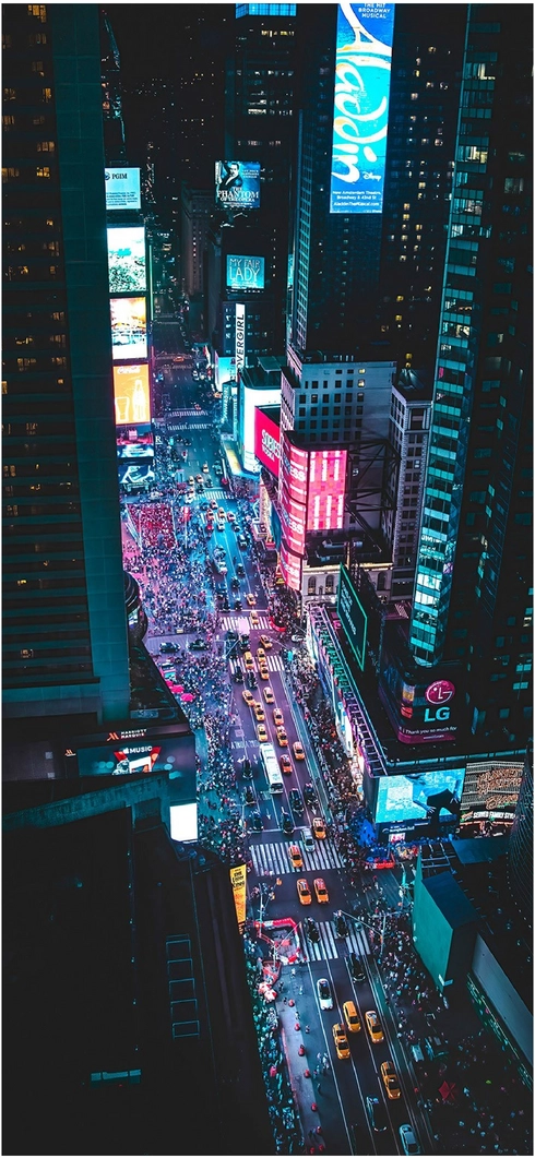 lebendige-stadtansicht-von-times-square-bei-nacht