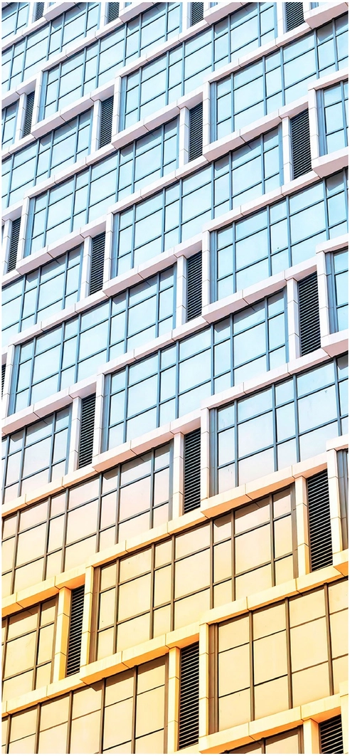 moderne-architektur-mit-glasfront-und-einzigartigem-design
