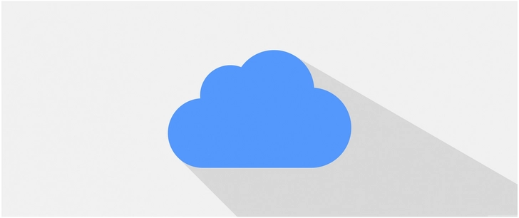 moderne blaue wolke auf hellem hintergrund