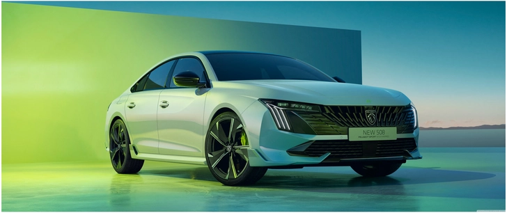 moderner peugeot 508 in futuristischer umgebung