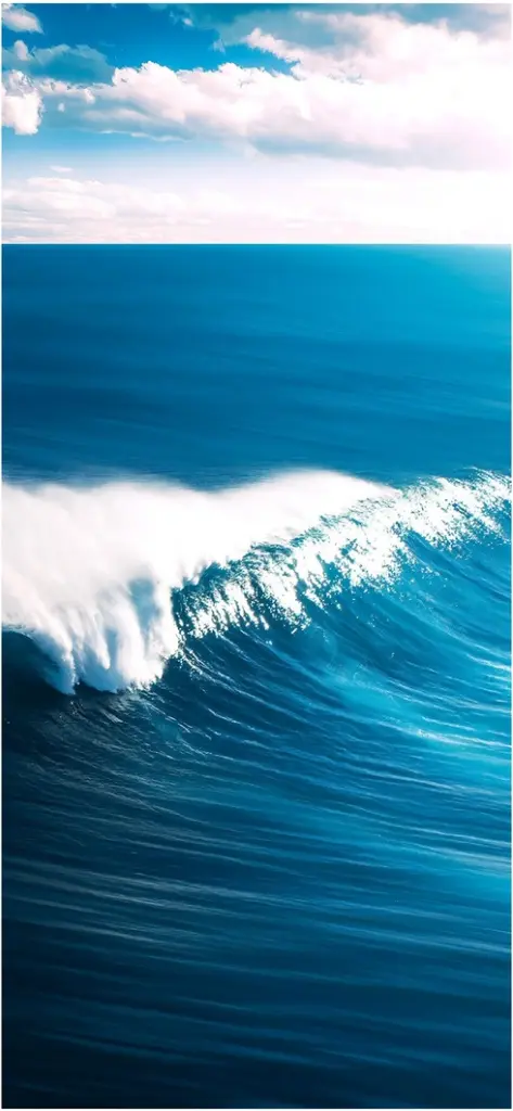 schoene wellen eines blauen ozeans in bewegung