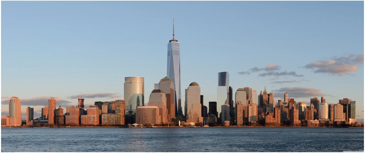 skyline von manhattan bei sonnenuntergang aus jersey city