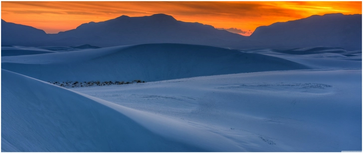 wunderschoene sandduenen bei sonnenuntergang in new